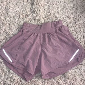 mauve lululemon shorts